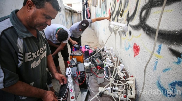 İsrail saldırılarının devam ettiği Gazze'de elektrik sıkıntısı