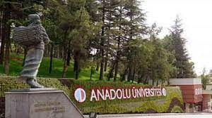 Eskişehir Anadolu Üniversitesi'nde bir öğrenci intihar etti
