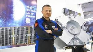 Alper Gezeravcı, Türkiye'nin ilk uzay yolcusu olmaya hazırlanıyor