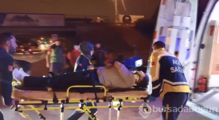 Bursa'da motokurye kazada yaralandı! Ambulans beklerken ailesine haber verdi