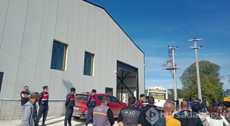 Mudanya Belediyesi'nden kaçak yapı yıkımı