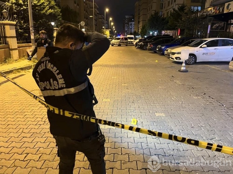 Esenyurt'ta spor salonuna kurşun yağmuru
