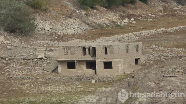 Sular çekildi 300 yıllık tarih ortaya çıktı!