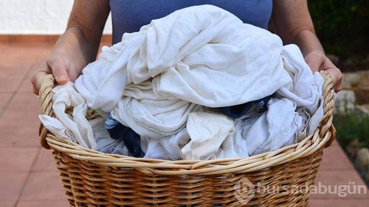 Çamaşırlarınız için 1 tutamı kar beyaz yapmaya yetiyor