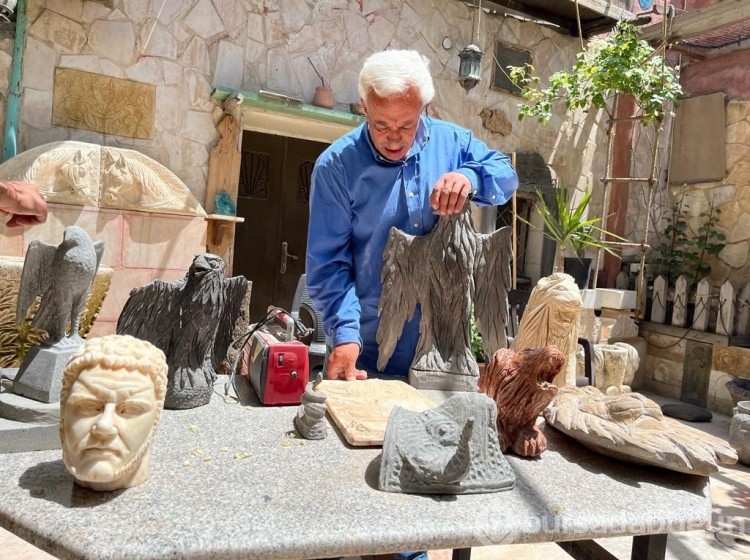 Oğlunu kaybeden heykeltıraş herkesten uzaklaştı