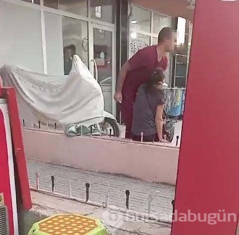 Boşanmak isteyen kadına erkek şiddetinin görüntüsü