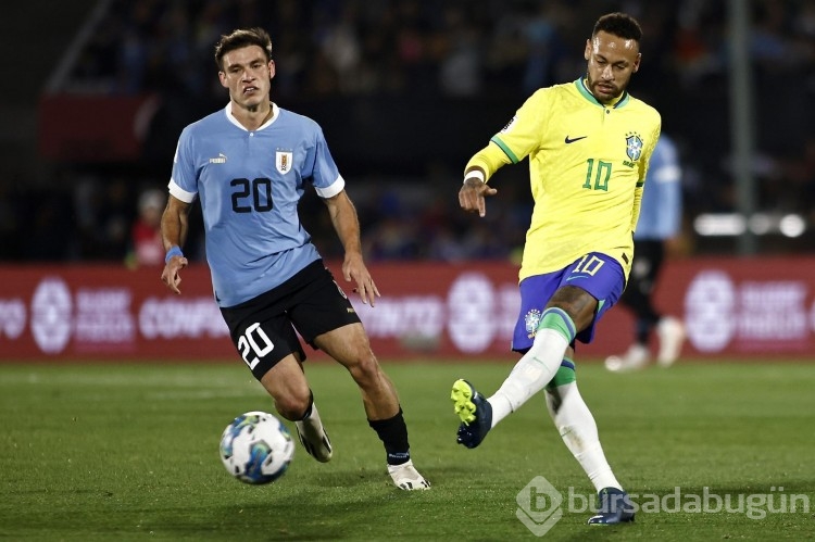 Neymar, Uruguay - Brezilya maçında talihsiz bir sakatlık yaşadı.