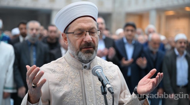 Yurt genelinde hayatını kaybeden Filistinliler için gıyabi cenaze namazı kılındı
