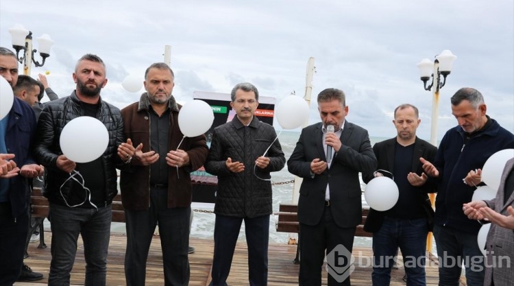 Sakaryalı çocuklar, hayatlarını kaybeden Filistinli akranları için gökyüzüne balon bıraktı
