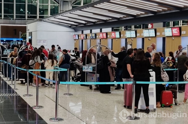İsrail'in çağrısının ardından bazı İsrail vatandaşları İstanbul'dan ayrıldı