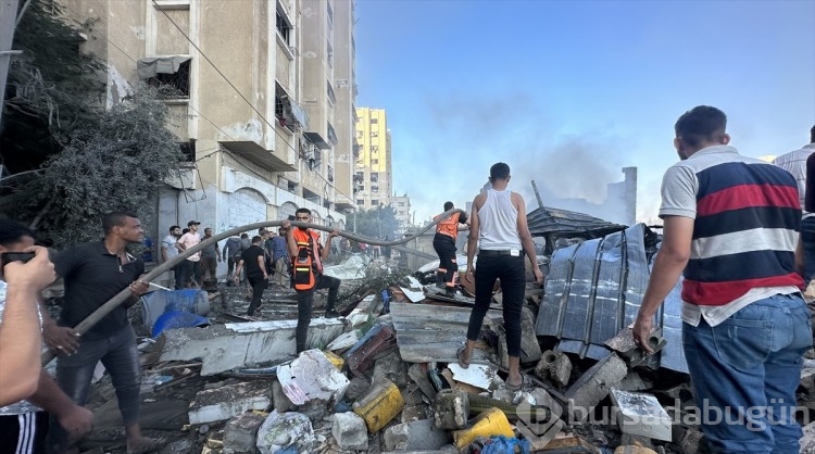 Gazze'de mülteci kampındaki camiye saldırı