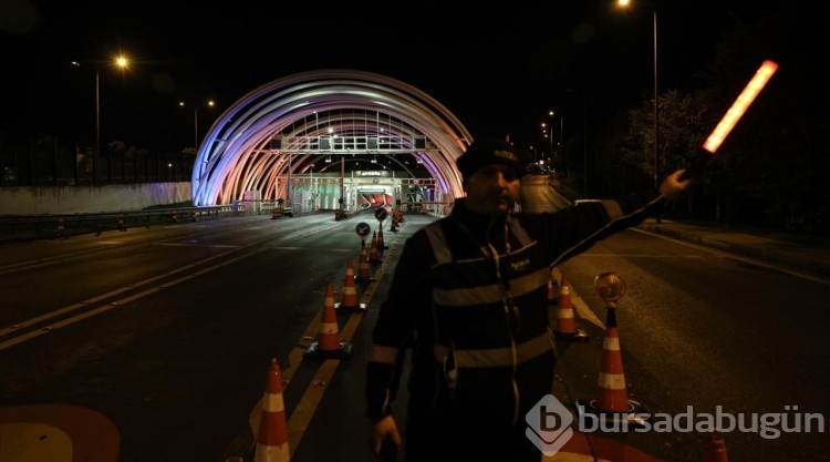 Avrasya Tüneli geçici olarak trafiğe kapatıldı
