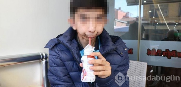 Liseli gencin dramı! Çenesi yok, dişleri üst damağında
