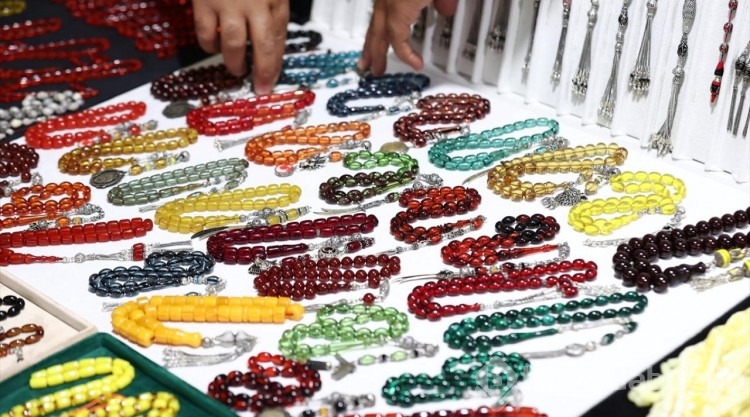 Adana'da "2. Tesbih ve Doğal Taşlar Fuarı" açıldı
