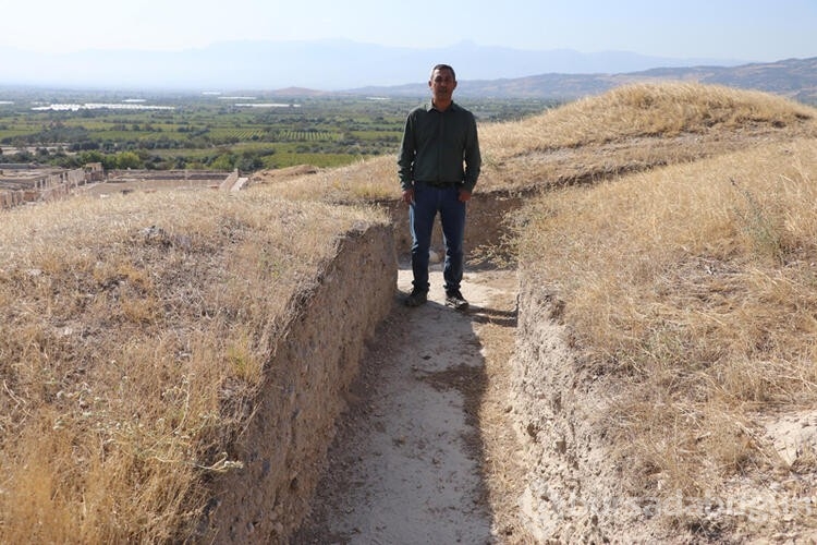 Tripolis Antik Kenti'nde, Kurtuluş Savaşı döneminden kalma siper bulundu
