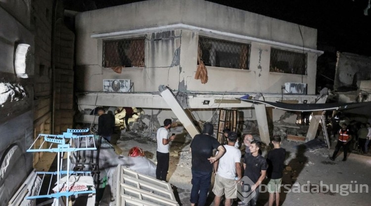 İsrail Gazze'de sivillerin sığındığı tarihi kiliseyi bombaladı
