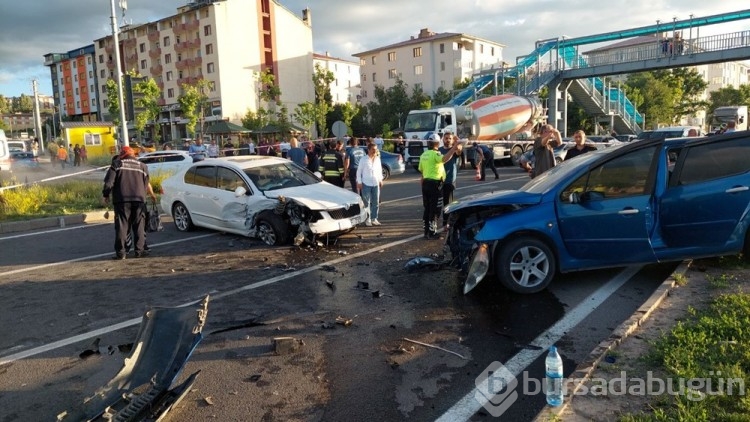 Makas atıp 9 kişinin yaralanmasına neden olan sürücüye iyi hal indirimli hapis cezası
