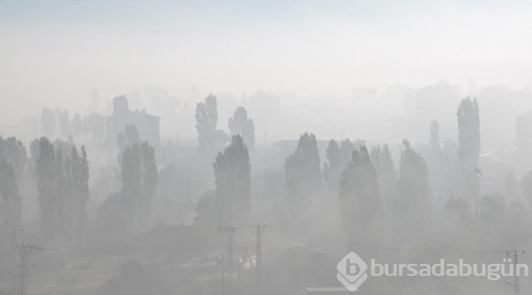 Kars sis bulutları arasında kayboldu
