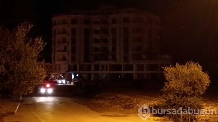 Gaziantep'te dinamitle patlatılan bina yıkılmadı
