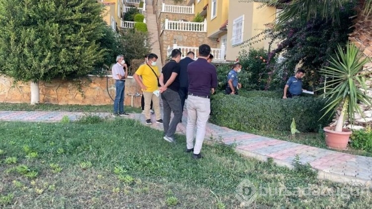 Antalya'daki yazlık sitede şüpheli ölüm
