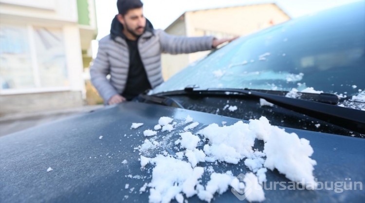 Kars ve Ağrı'da soğuk hava, yükseklerinde ise kar etkili oldu

