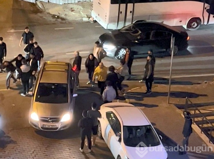 ''Laf atma'' tartışması tekmeli yumruklu kavgaya dönüştü

