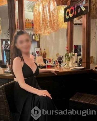 Swinger teklifini kabul etmeyen ünlü oyuncuyu sevgilisi bayıltana kadar dövdü