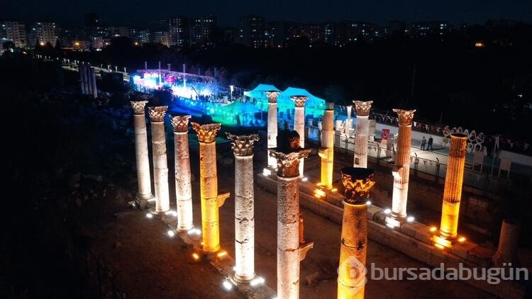 Mersin'de 'Kilikya'dan Cumhuriyet'e' kıyafet sunumu etkinliği
