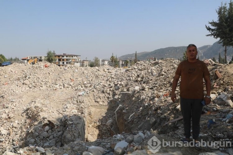 Hatay'da binaların yerini araziler aldı! 