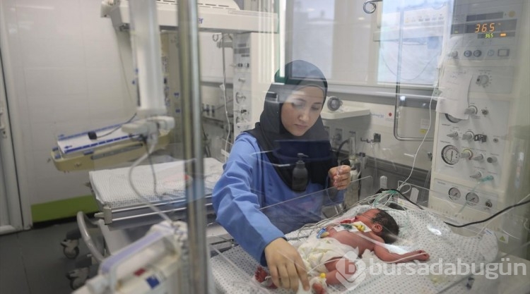İsrail'in Gazze'ye saldırısında ölen annenin karnındaki bebek kurtarıldı
