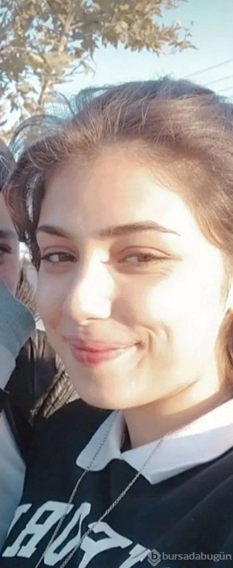 İki kız çocuğu ailelerine mesaj atıp kayıplara karıştı
