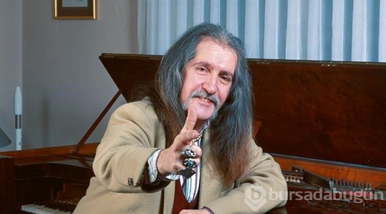 Barış Manço'nun 50 yıl önce bestelediği Cumhuriyet'in 100. yıl marşı bugün sahnede
