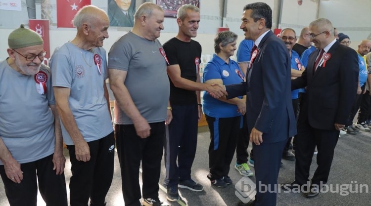 Huzurevi sakinleri 'bocce' turnuvasında buluştu
