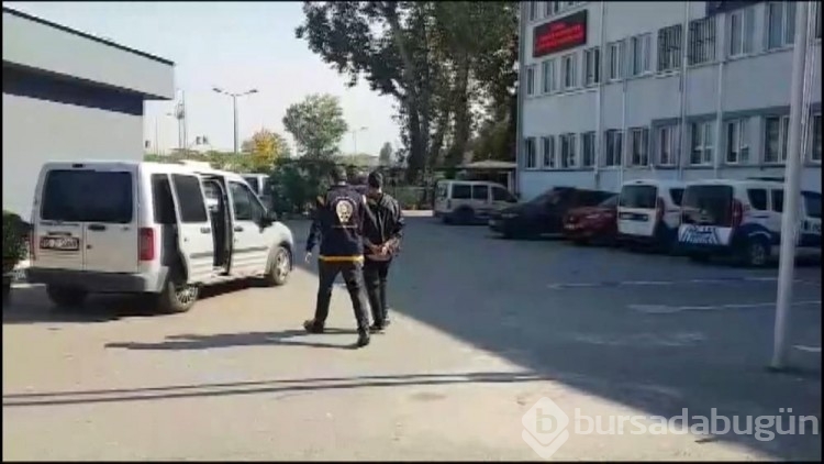Hırsızlık şüphelisini burnu yakalattı
