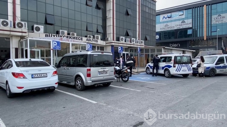 Büyükçekmece'de adliye önünde cinayet
