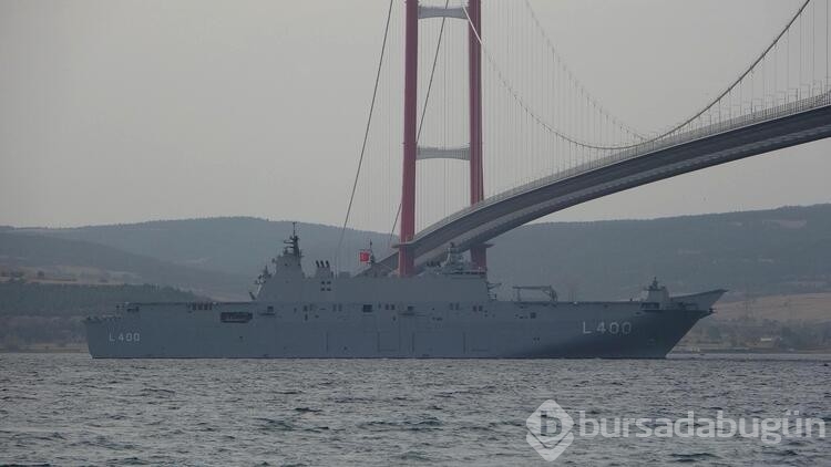 TCG Anadolu, Çanakkale Boğazı'ndan geçti
