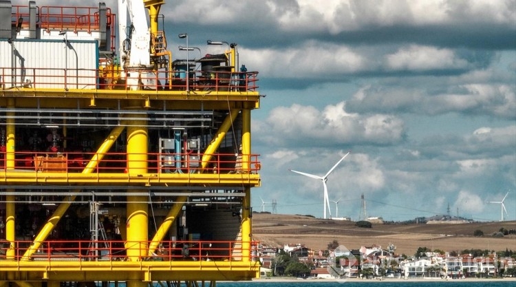 Türkiye kışa doğal gaz depoları "tam dolu" girecek

