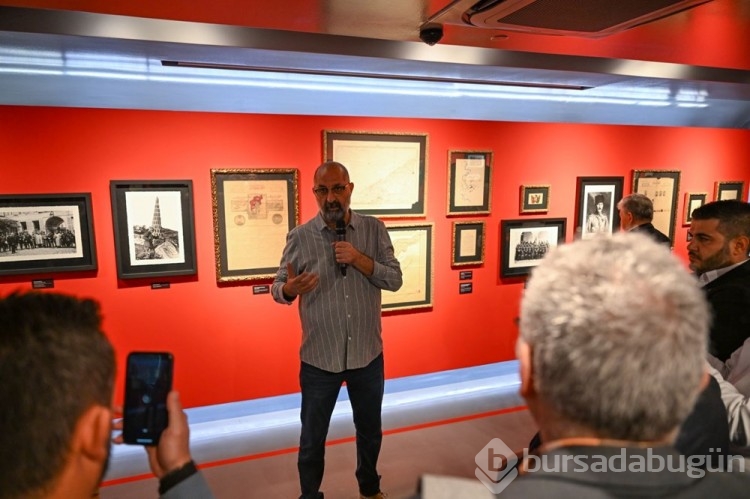 Atatürk'ün az bilinen fotoğrafları ve özel eşyaları İzmir'de sergilenecek
