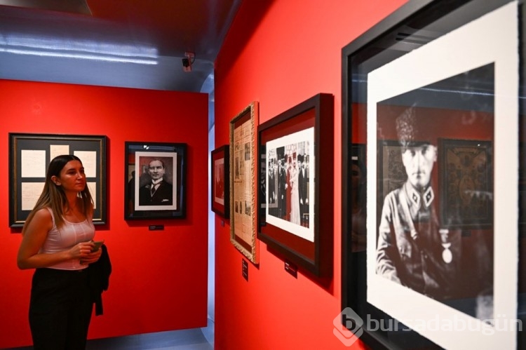 Atatürk'ün az bilinen fotoğrafları ve özel eşyaları İzmir'de sergilenecek
