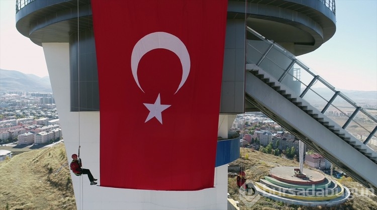 Jandarmadan 100. yıl mesajı: Her yerde göreve hazırız
