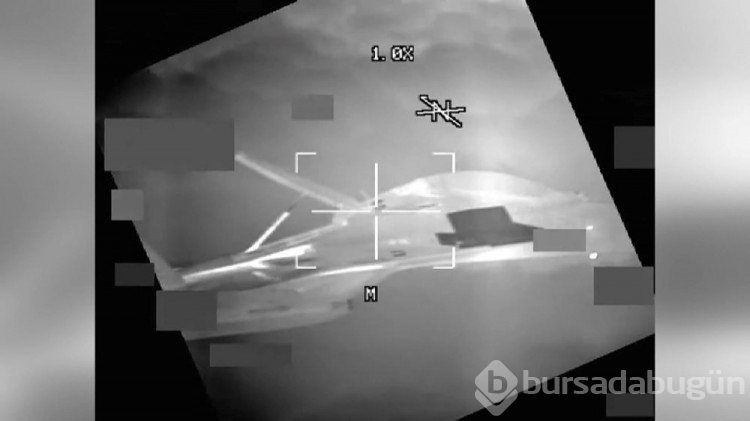 Çin jeti, ABD bombardıman uçağına 3 metre yaklaştı
