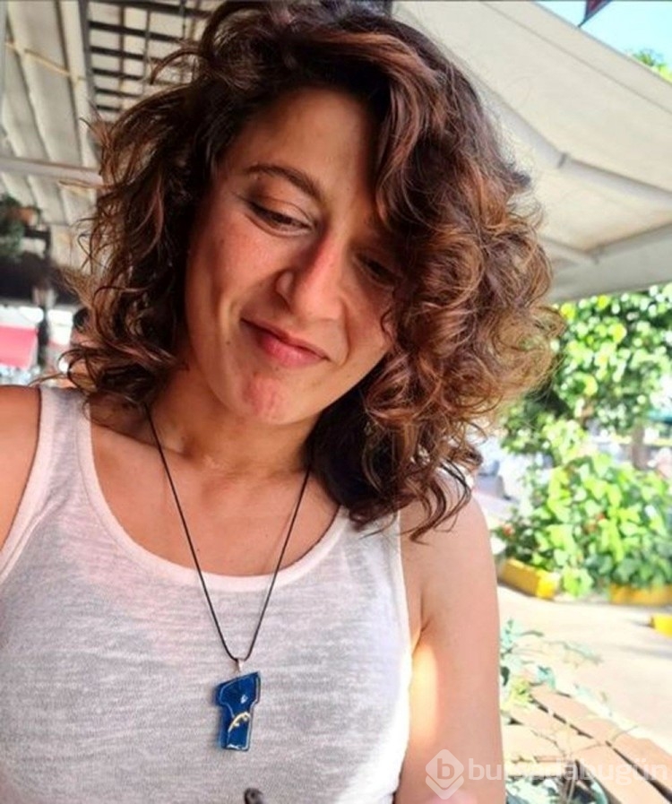 Metin Akpınar'ın kızı Duygu Nebioğlu: İyi ki yapmışsın Metin Akpınar, evladını çok güzel yetiştirdiler