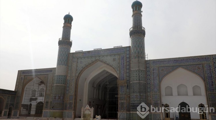 Afganistan'daki depremlerde tarihi yapılar da hasar gördü