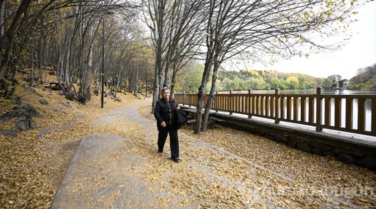Karagöl Tabiat Parkı sonbahar renklerine büründü
