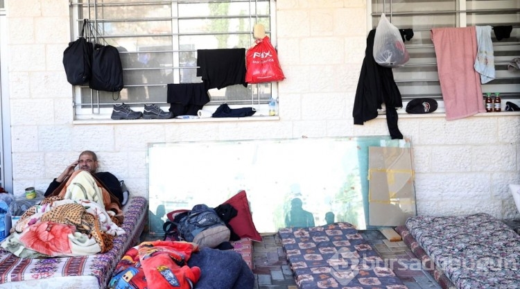 Batı Şeria'da mahsur kalan Gazzeli işçiler, ucunda ölüm de olsa ailelerinin yanına dönmek istiyor
