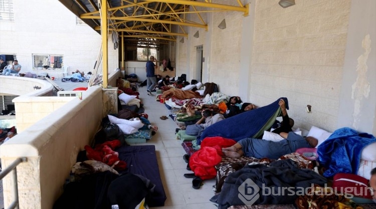Batı Şeria'da mahsur kalan Gazzeli işçiler, ucunda ölüm de olsa ailelerinin yanına dönmek istiyor
