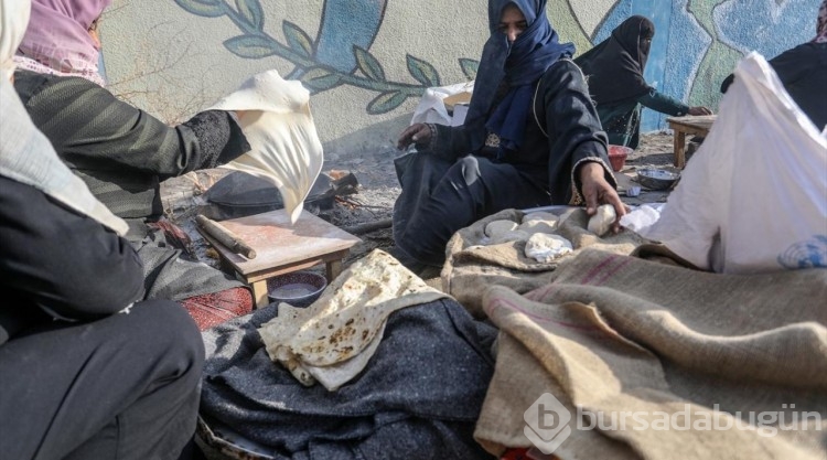 Gazze'de günlük yaşam İsrail'in saldırıları gölgesinde sürüyor
