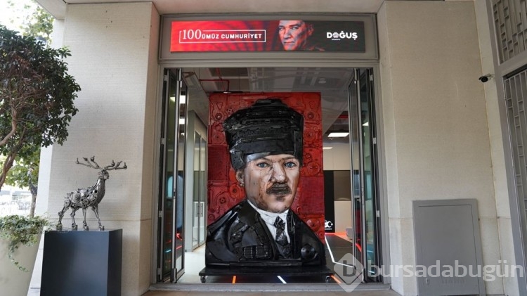 Doğuş Otomotiv'den 100. Yıla özel Atatürk Rölyefi
