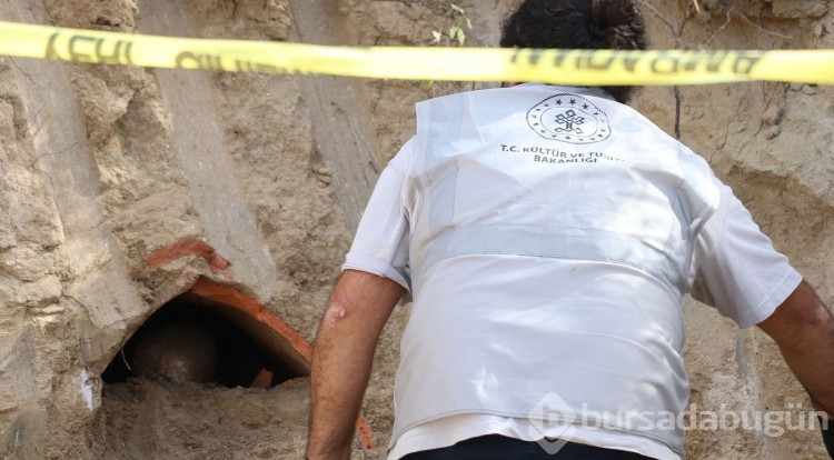 Kepçe operatörü fark etti!
