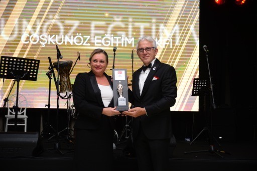 Cumhuriyet kadınlarından 100. yılda anlamlı buluşma